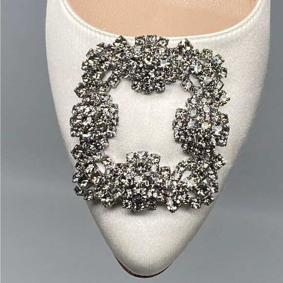 Manolo Blahnik Hangisi 70MM Crystal Buckle Satin Pumps size 37 - Picture 5 of 16